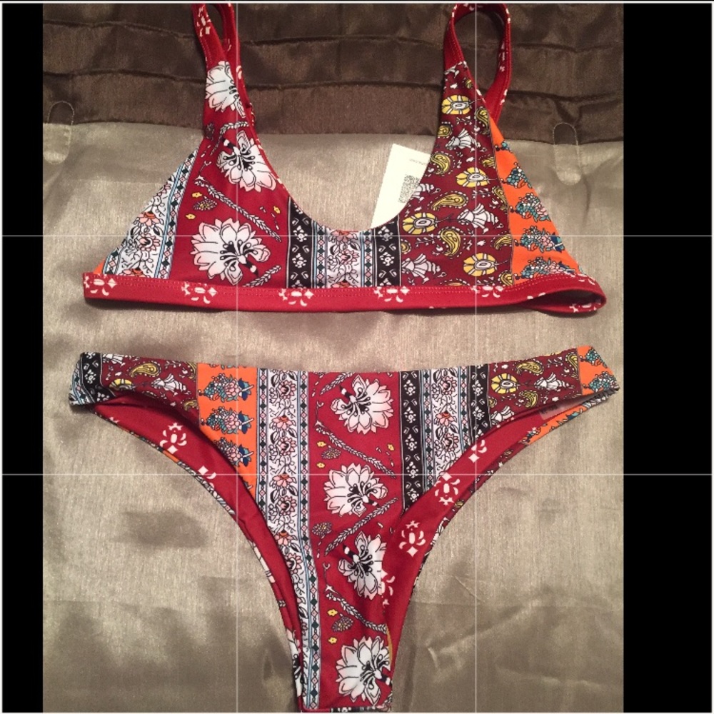 BNWT bikini sz small